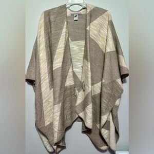 Marc New York Beige and Cream Poncho